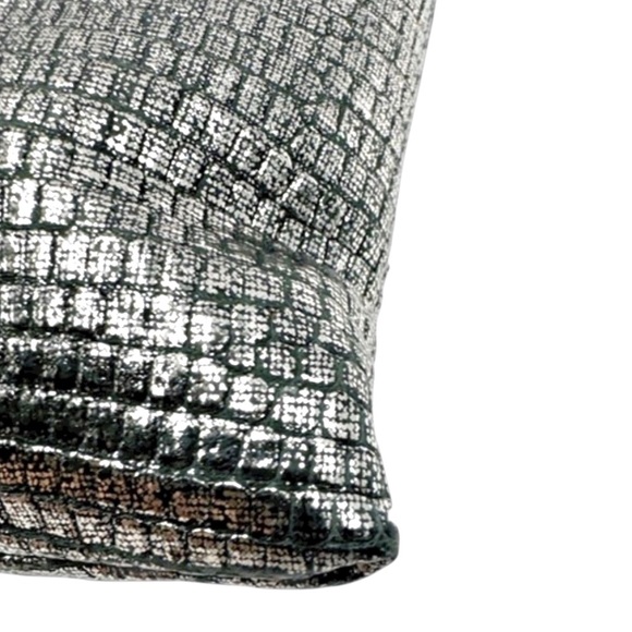 BOTTEGA VENETA Limited Edition 50th Anniversary Metallic Lizard Envelope Bag - Picture 13 of 16